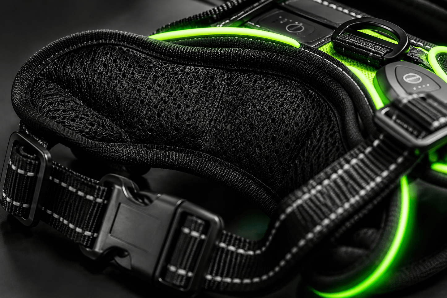 Sentinel Lume LED Dog Harness - High Visibility USB Rechargeable Light Up No Pull Harness - Night Black